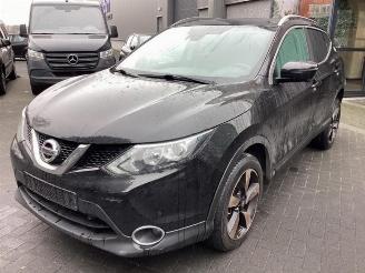 Salvage car Nissan Qashqai Qashqai (J11), SUV, 2013 1.2 DIG-T 16V 2017/2