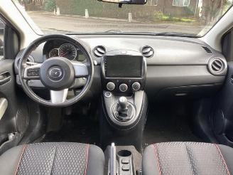 Mazda 2 2 (DE), Hatchback, 2007 / 2015 1.3 16V MZR picture 9