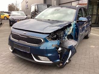 Salvage car Kia Niro Niro I (DE), SUV, 2016 / 2022 1.6 GDI Hybrid 2019/2