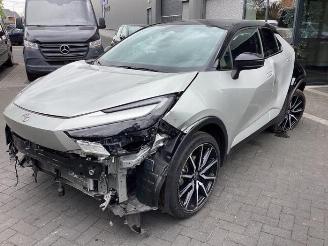 Auto da rottamare Toyota C-HR C-HR (X2,H2), SUV, 2023 2.0 16V Hybrid 200 2023/12