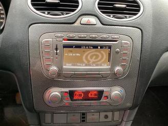 Ford Focus Focus 2, Hatchback, 2004 / 2012 1.6 16V picture 12