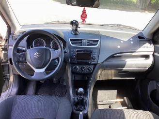 Suzuki Swift Swift (ZA/ZC/ZD), Hatchback, 2010 / 2017 1.2 16V picture 9