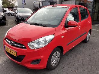 Schadeauto Hyundai I-10  2011/2