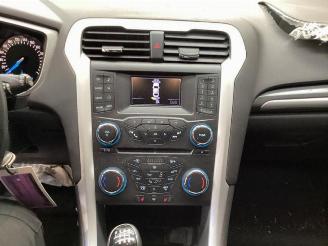 Ford Mondeo  picture 11