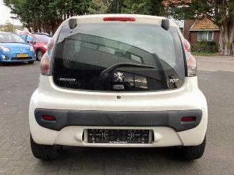 Peugeot 107 107, Hatchback, 2005 / 2014 1.0 12V picture 6