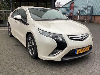 Opel Ampera  picture 3