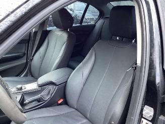 BMW 3-serie 320 I High Executive picture 10