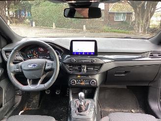 Ford Focus 1.0 Ecoboost ST Line Business picture 9