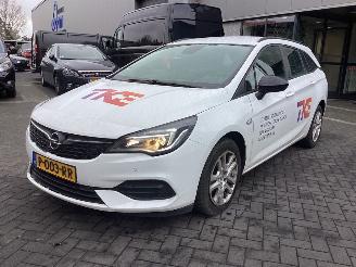 Schadeauto Opel Astra 1.2 Turbo Tourer 2022/5