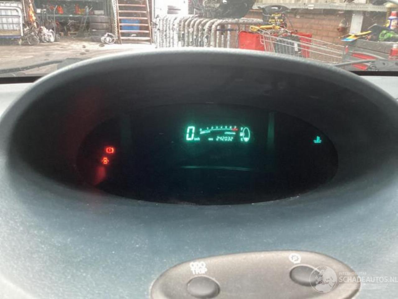 Toyota Yaris-verso Yaris Verso (P2), MPV, 1999 / 2005 1.3 16V