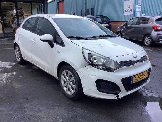 Kia Rio 1.2 CVVT Comfort Pack picture 3
