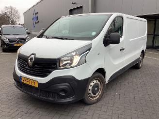 skadebil auto Renault Trafic  2019/4