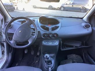 Renault Twingo Twingo II (CN), Hatchback 3-drs, 2007 / 2014 1.2 16V picture 9