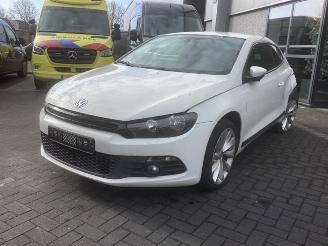 Coche siniestrado Volkswagen Scirocco Scirocco (137/13AD), Hatchback 3-drs, 2008 / 2017 1.4 TSI 122 16V 2010/7