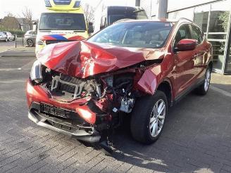 Salvage car Nissan Qashqai Qashqai (J11), SUV, 2013 1.2 DIG-T 16V 2017/3