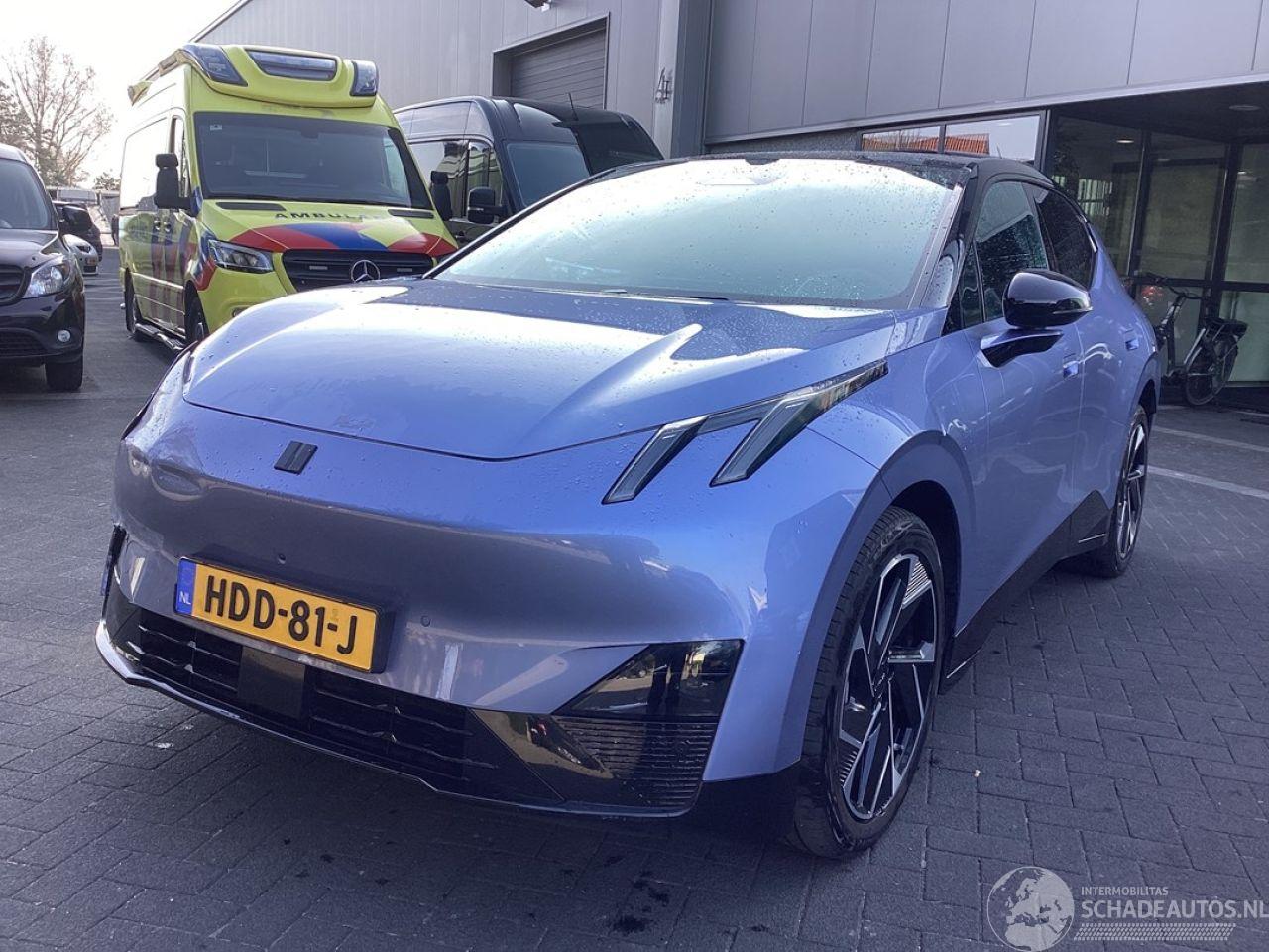 Lynk & Co  Model 02 More 66 KWH