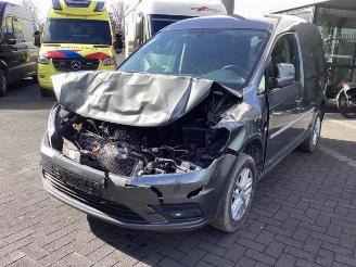 Vrakbiler auto Volkswagen Caddy Caddy IV, Van, 2015 2.0 TDI 102 2018/6