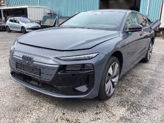 Coche siniestrado Audi A6 A6 Avant e-tron, Combi 5-drs, 2024 83 kWh 2025/5