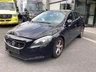 Vrakbiler auto Volvo V-40 V40 (MV), Hatchback 5-drs, 2012 / 2019 2.0 D4 16V 2014/12
