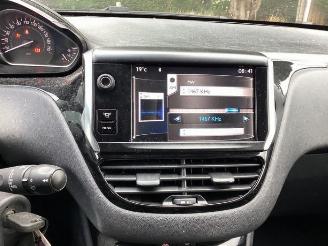 Peugeot 208 208 I (CA/CC/CK/CL), Hatchback, 2012 / 2019 1.4 16V picture 12
