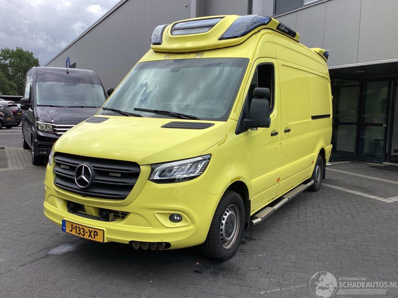 Mercedes Sprinter 319 CDI Ambulance
