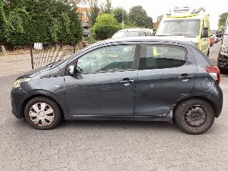 Peugeot 108  picture 8