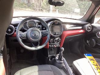 Mini Cooper 1.5 12V picture 9