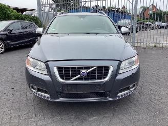 Volvo V-70 25 20V picture 2