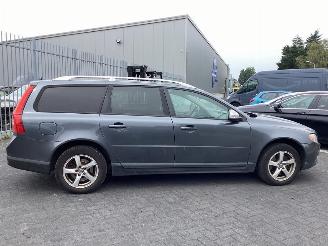 Volvo V-70 25 20V picture 4