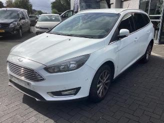 Vrakbiler auto Ford Focus Focus 3 Wagon, Combi, 2010 / 2020 1.0 Ti-VCT EcoBoost 12V 125 2018/3