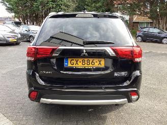 Mitsubishi Outlander 2.0I PHEV picture 6