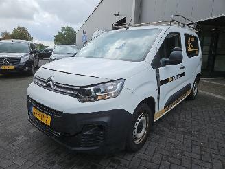 skadebil auto Citroën Berlingo 1.6 BleuHDI 2020/3