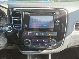 Mitsubishi Outlander 2.0 16v PHEV picture 12
