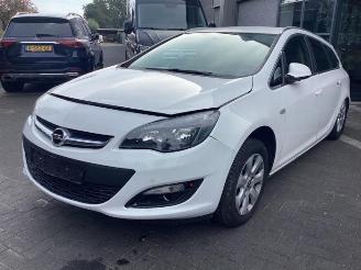 Sloopauto Opel Astra Astra J Sports Tourer (PD8/PE8/PF8), Combi, 2010 / 2015 2.0 CDTI 16V 165 2015/10