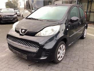 Dezmembrări autoturisme Peugeot 107 107, Hatchback, 2005 / 2014 1.0 12V 2011/6