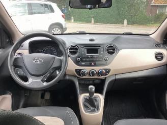 Hyundai I-10 i10 (B5), Hatchback, 2013 / 2019 1.0 12V picture 9