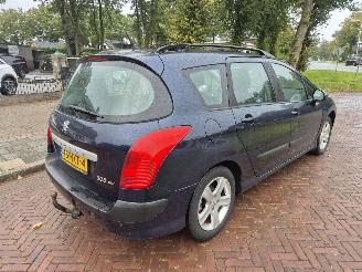 Peugeot 308 1.6 HDIF BLEU LEASE picture 3