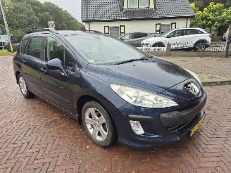 Peugeot 308 1.6 HDIF BLEU LEASE picture 2