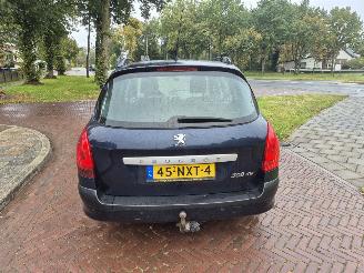 Peugeot 308 1.6 HDIF BLEU LEASE picture 4