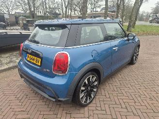 Mini Cooper 1.5 COOPER BUSINESS EDITION picture 4