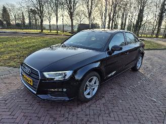 Schadeauto Audi A3 1.6 TDI schadevrij! 2017/6