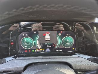 Volkswagen Golf 2.0 TDI GTD PANO picture 11