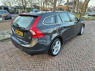Volvo V-60 2.4 D6 AWD Plug-in-Hybrid Summun picture 3
