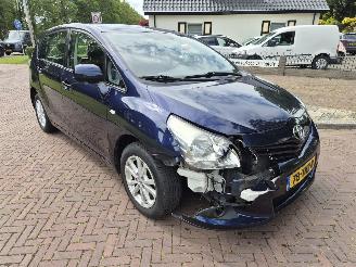 Toyota Verso 2.0 D4-4 ASPIRATION picture 2