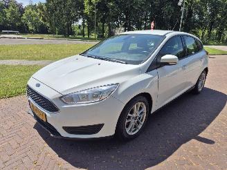 Schadeauto Ford Focus 1.0 TREND 2016/1