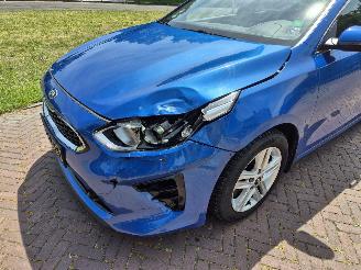 Kia Ceed 1.5 T-GDi Sportswagon picture 5