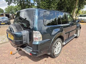 Mitsubishi Pajero 3.2 DI-D INSTYL picture 4