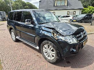 Mitsubishi Pajero 3.2 DI-D INSTYL picture 2