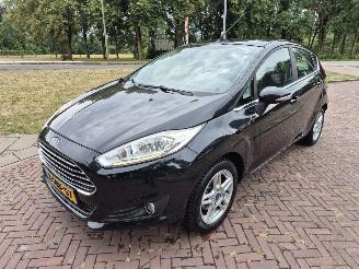 Schadeauto Ford Fiesta 1.0 TITANIUM 2013/11