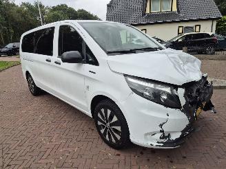 krockskadad bil auto Mercedes Vito Mercedes-Benz eVito Tourer PRO L3 2019/7